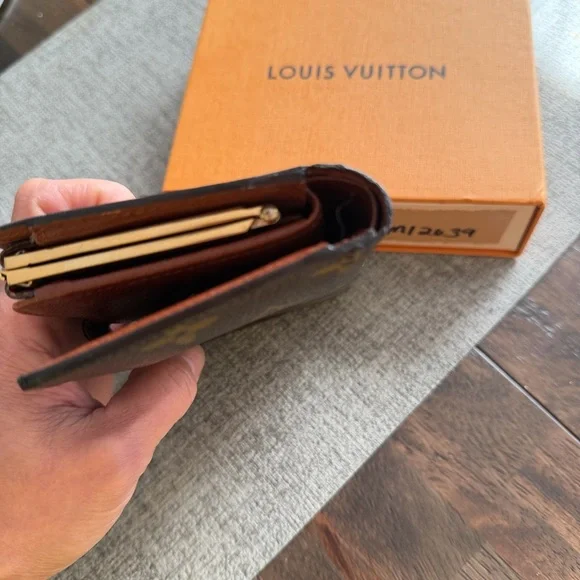 Louis Vuitton Monogram Canvas Snap Card Holder in Brown & Gold - Picture 6 of 15